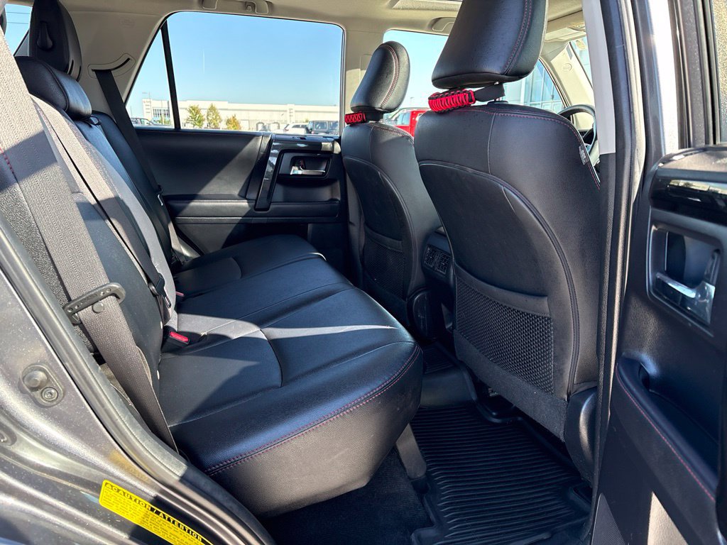 Used 2022 Toyota 4Runner TRD Off-Road Premium AWD/4WD image 22