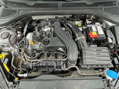 Used 2024 Volkswagen Jetta SE image 27