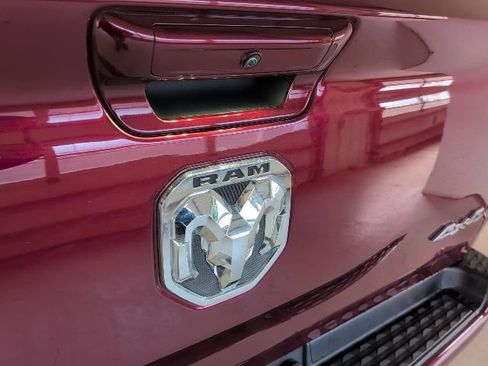 Used 2023 RAM 1500 Big Horn AWD/4WD image 34
