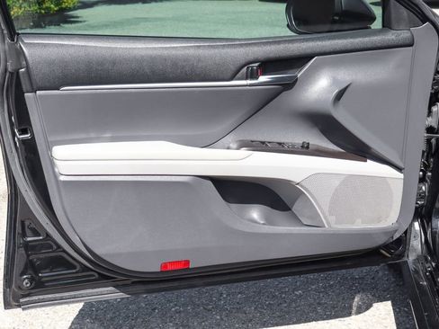 Used 2023 Toyota Camry LE image 17