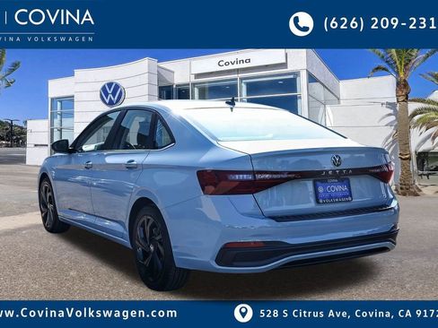 New 2026 Volkswagen Jetta SE image 5