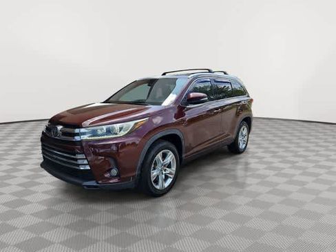Used 2018 Toyota Highlander Limited FWD image 7