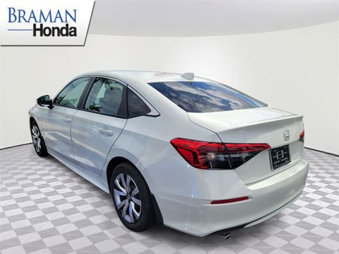 Certified 2023 Honda Civic LX image 4
