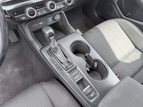 Used 2022 Honda Civic EX image 16