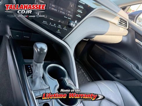 Used 2020 Toyota Camry XSE FWD image 29