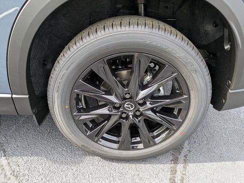 New 2025 MAZDA CX-5 Carbon Edition image 9