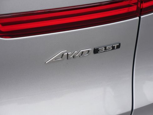 Used 2025 Genesis GV70 3.5T Sport w/ Sport Advanced Package image 7