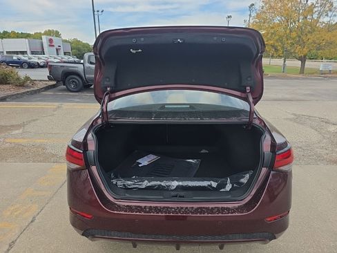 New 2025 Nissan Sentra SV w/ SV Premium Package image 5