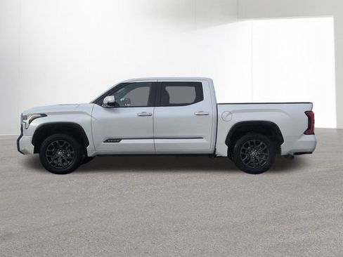 Used 2023 Toyota Tundra Platinum image 9