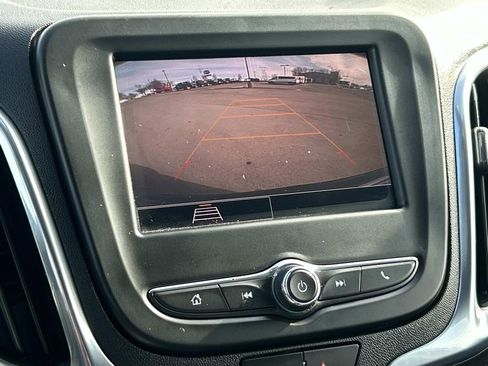 Used 2023 Chevrolet Equinox LT image 26