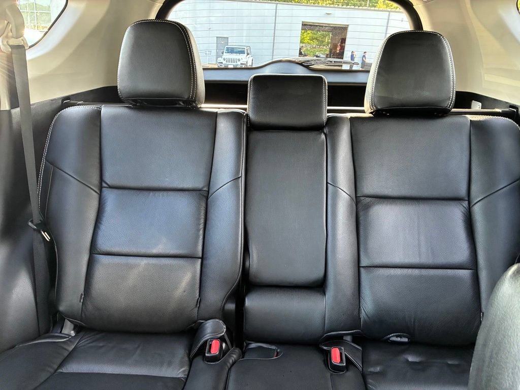 Used 2016 Toyota RAV4 XLE AWD/4WD image 26