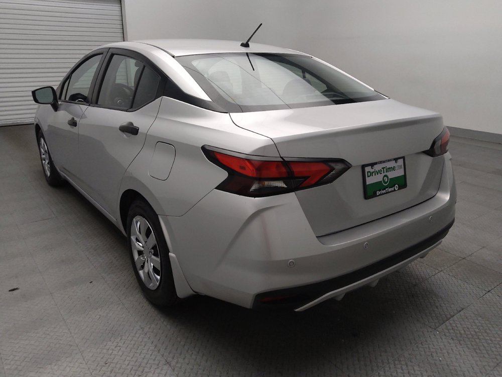Used 2021 Nissan Versa S FWD image 5
