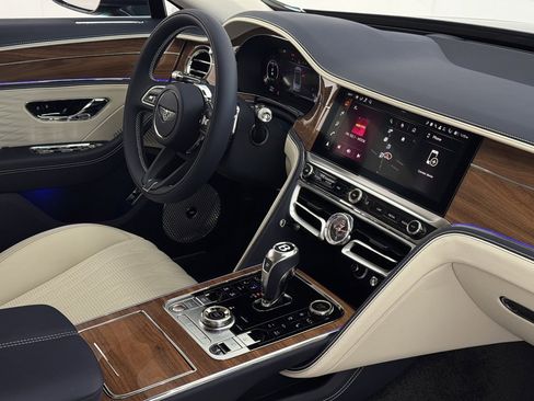 New 2026 Bentley Flying Spur Azure image 70