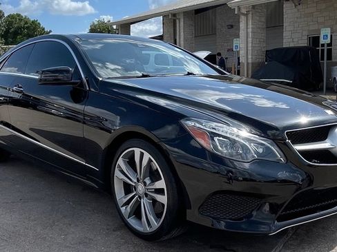 Used 2016 Mercedes-Benz E 400 Coupe image 2