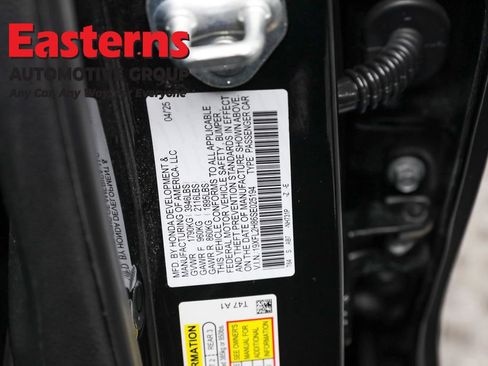 Used 2025 Honda Civic Sport image 33