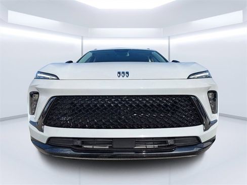 New 2025 Buick Envision Sport Touring image 8