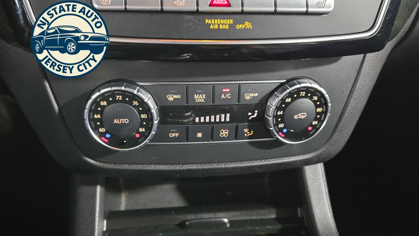 Used 2016 Mercedes-Benz GLE 350 4MATIC w/ Premium Package image 16