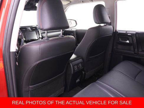 Used 2024 Toyota 4Runner TRD Off-Road Premium AWD/4WD image 11