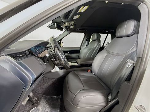 New 2025 Land Rover Range Rover SE AWD/4WD image 24