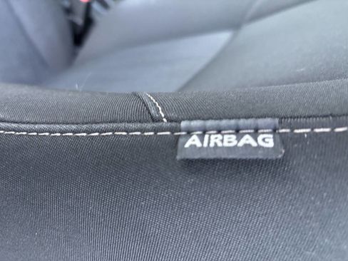 Used 2015 Ford Focus SE image 29