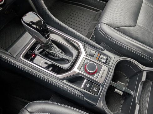 Used 2022 Subaru Forester Touring image 16