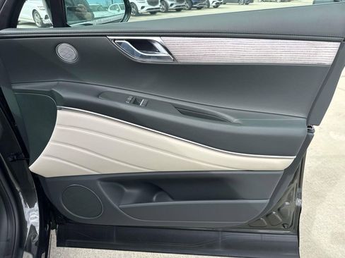 New 2026 Genesis GV80 2.5T Select image 17