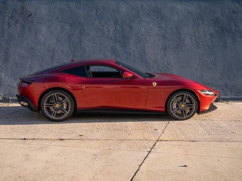 Used 2024 Ferrari Roma image 6