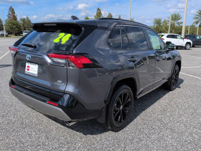 Certified 2024 Toyota RAV4 SE AWD/4WD image 4