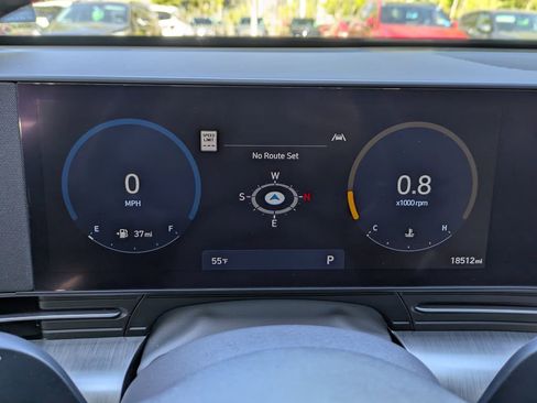 Certified 2024 Hyundai Kona Limited AWD/4WD image 28