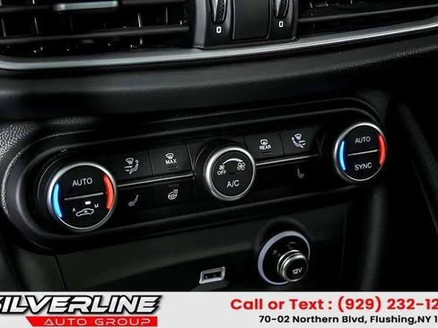 Used 2023 Alfa Romeo Stelvio Veloce AWD/4WD image 18