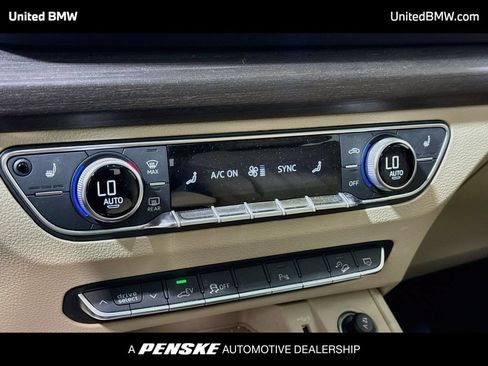 Used 2023 Audi Q5 e Premium Plus w/ Premium Plus Package AWD/4WD image 10