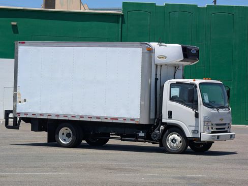 Used 2024 Chevrolet Low Cab Forward RWD image 1
