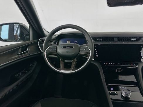 New 2026 Jeep Grand Cherokee Altitude AWD/4WD image 30
