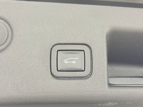 Certified 2023 Chevrolet Equinox LT image 11