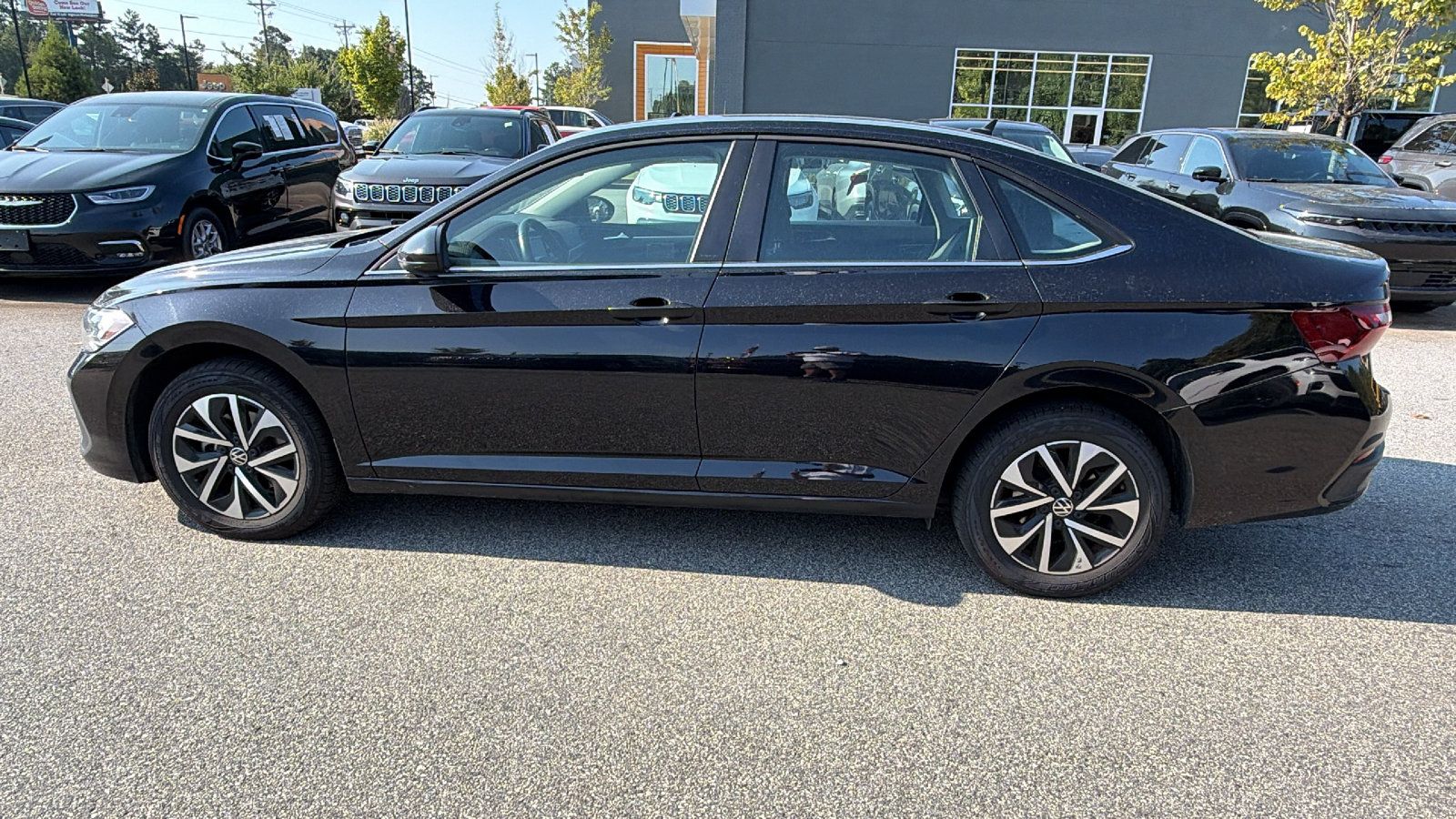 Used 2024 Volkswagen Jetta S FWD image 11