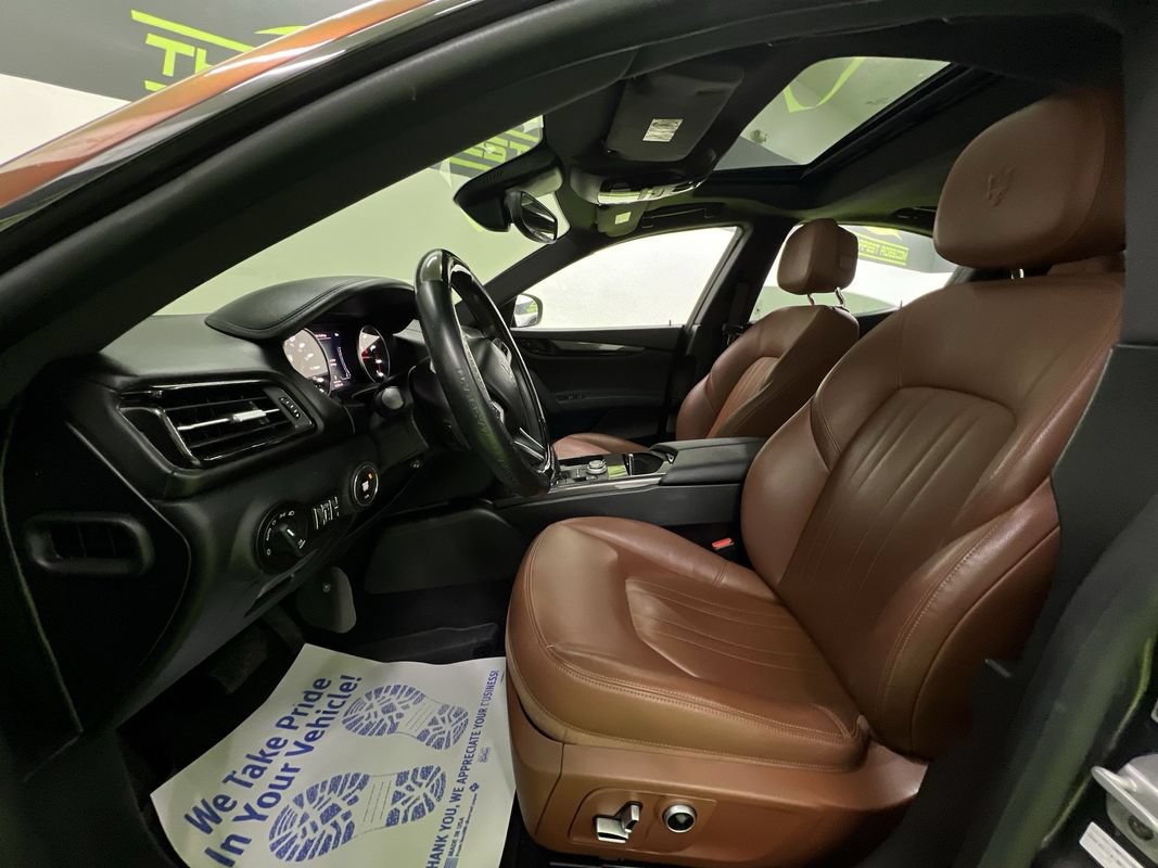 Used 2021 Maserati Ghibli S RWD image 18
