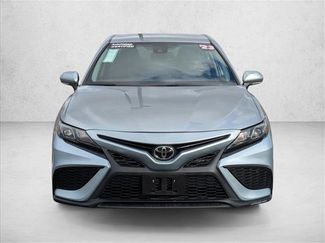 Used 2023 Toyota Camry SE video 2