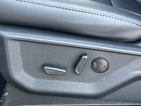 New 2026 Ford F250 Lariat w/ Black Appearance Package image 23