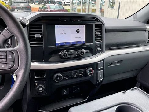 Used 2023 Ford F150 XLT AWD/4WD image 18