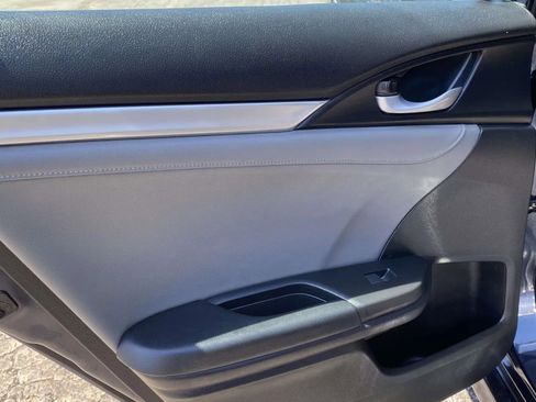 Used 2020 Honda Civic EX-L image 10