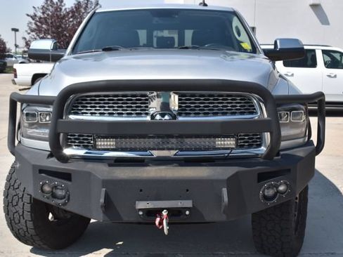Used 2015 RAM 2500 Laramie AWD/4WD image 2