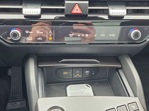 New 2026 Kia Sportage EX image 17