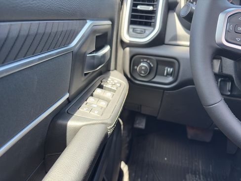 New 2026 RAM 2500 Lone Star AWD/4WD image 16
