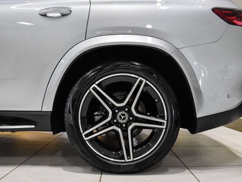 Certified 2026 Mercedes-Benz GLS 450 4MATIC w/ AMG Line Exterior image 11