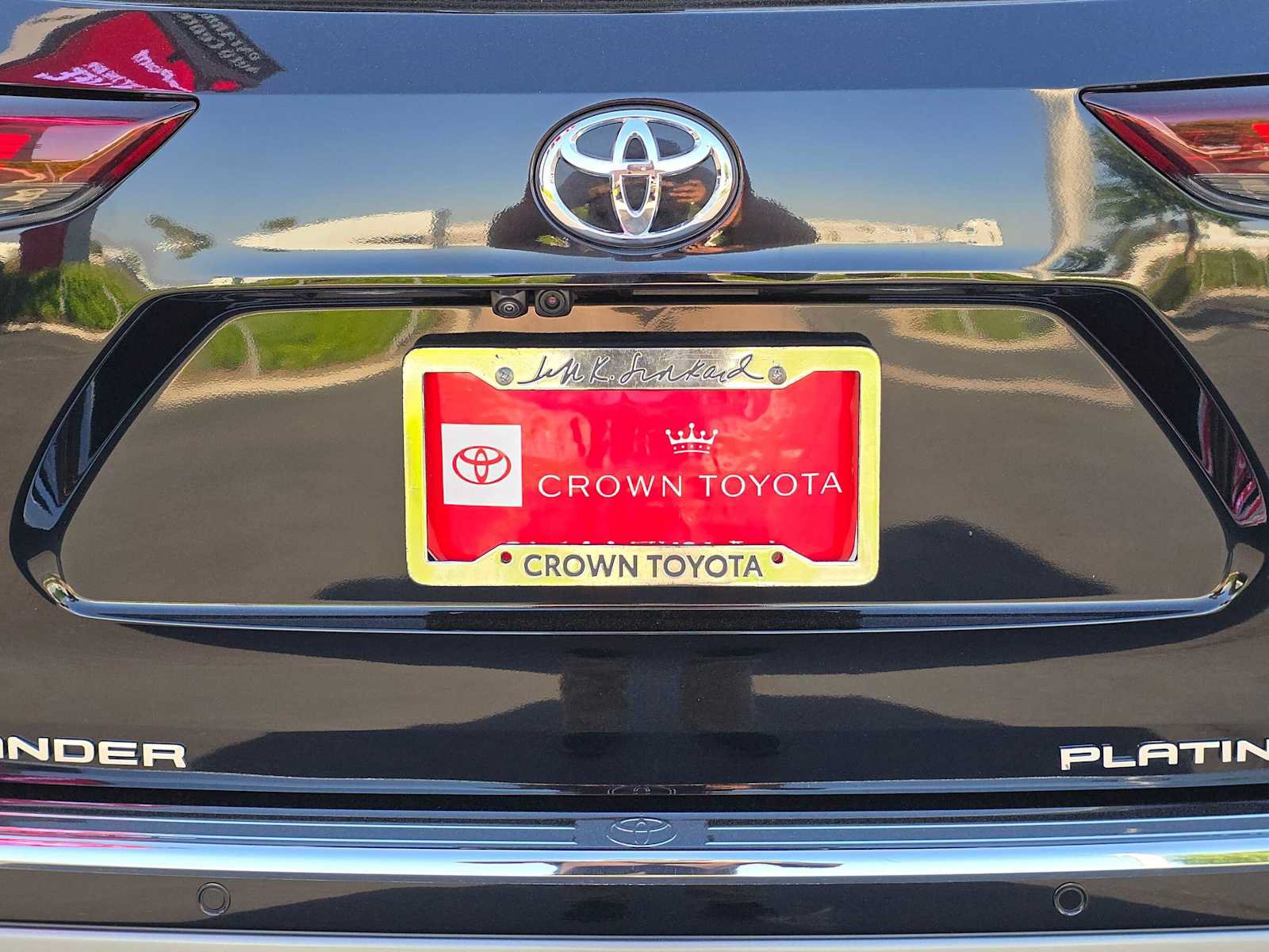 Certified 2026 Toyota Highlander Platinum AWD/4WD image 14