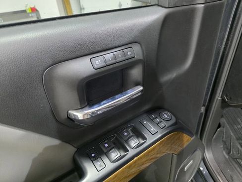 Used 2017 Chevrolet Silverado 1500 LTZ w/ High Desert Package image 10