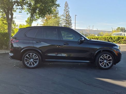 Used 2024 BMW X5 M60i w/ Climate Comfort Package AWD/4WD image 5