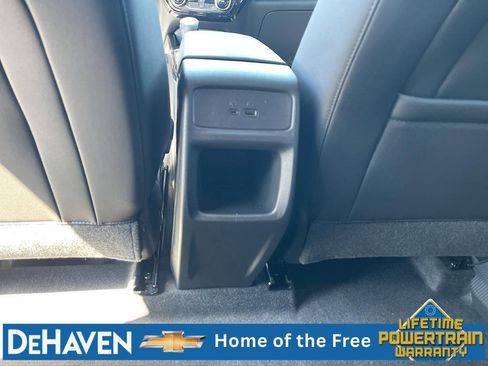 Used 2026 Chevrolet Trax RS w/ Sunroof Package FWD image 22