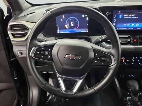Used 2025 Chevrolet TrailBlazer ACTIV w/ Driver Confidence Package AWD/4WD image 21