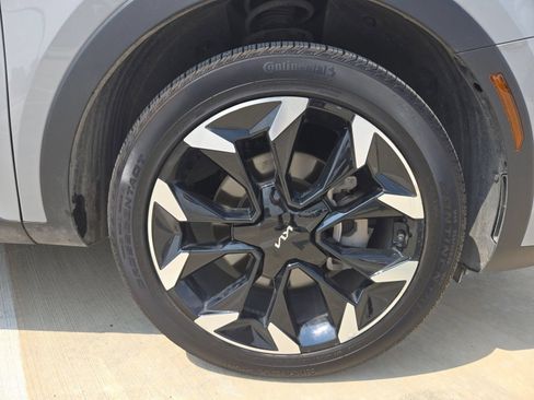 Used 2024 Kia Sorento EX w/ Panoramic Sunroof Package FWD image 29